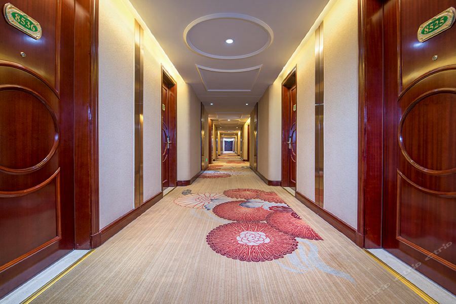 Vienna Hotel Shiqiao Metro Station Cantão Exterior foto